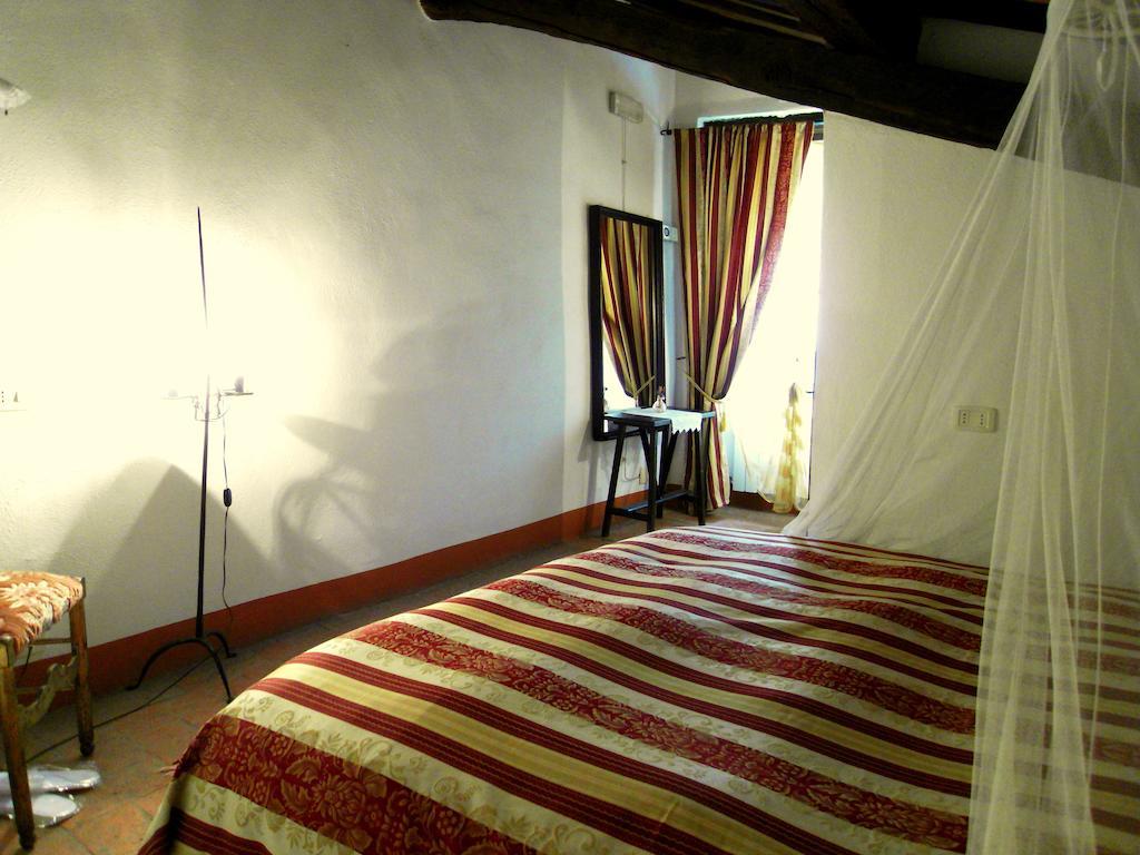 Guest House il Borgo di Sempronio Semproniano Chambre photo