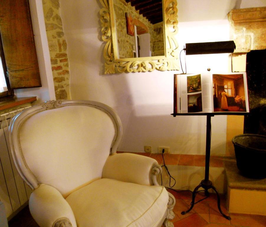 Guest House il Borgo di Sempronio Semproniano Chambre photo